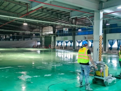 Factory floor polishing construction